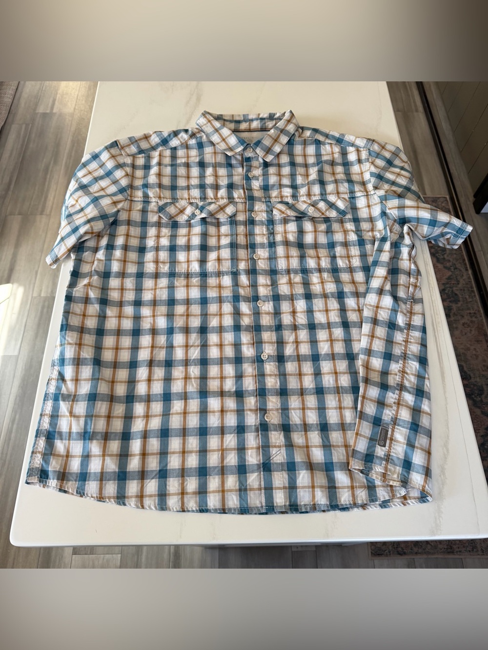 Mountain Hardwear Men’s Plaid Short Sleeve Hiking Button Down XXL